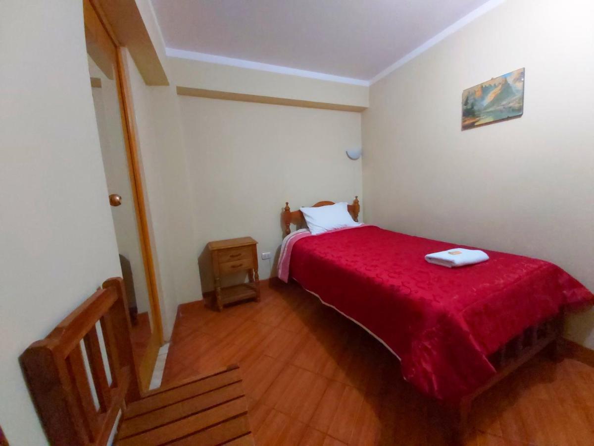 Lhotse Hostel B&B Уарас Экстерьер фото