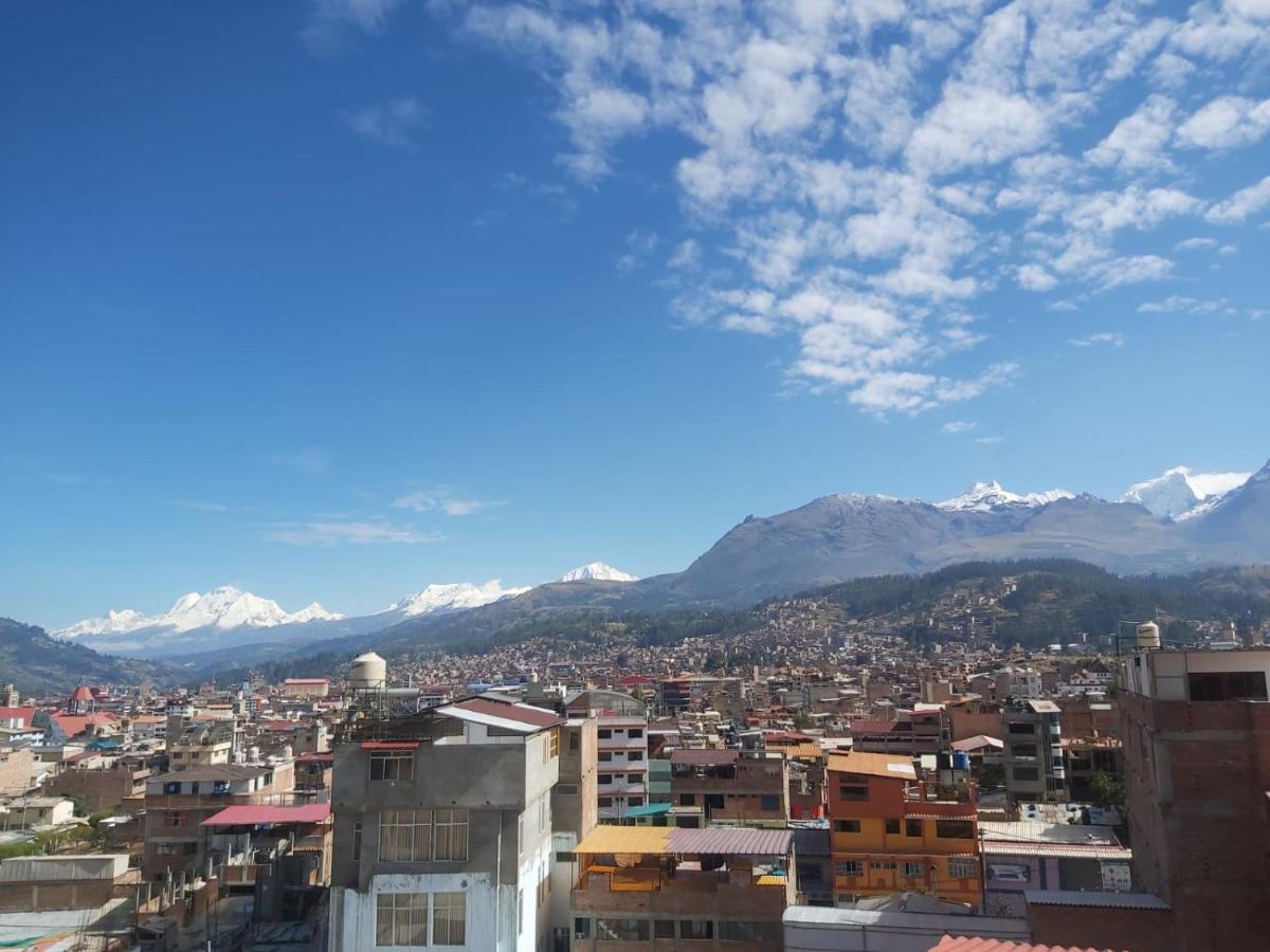 Lhotse Hostel B&B Уарас Экстерьер фото