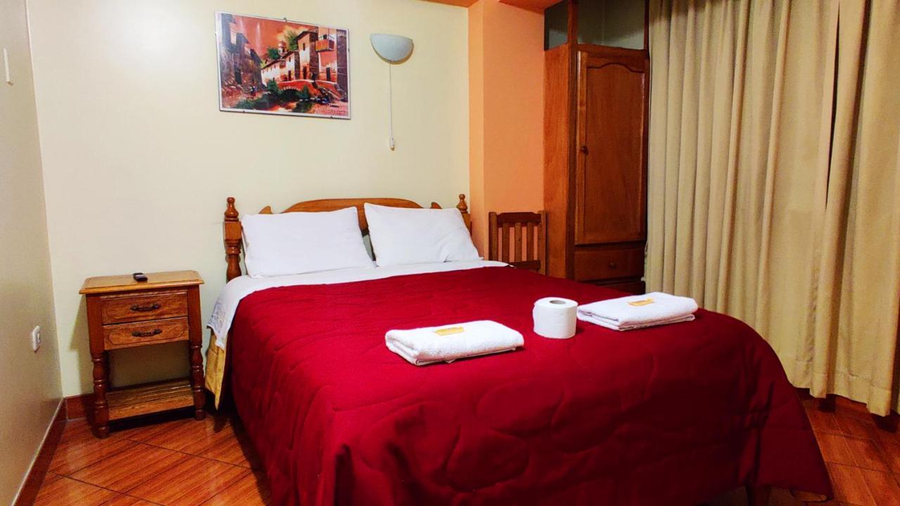 Lhotse Hostel B&B Уарас Экстерьер фото