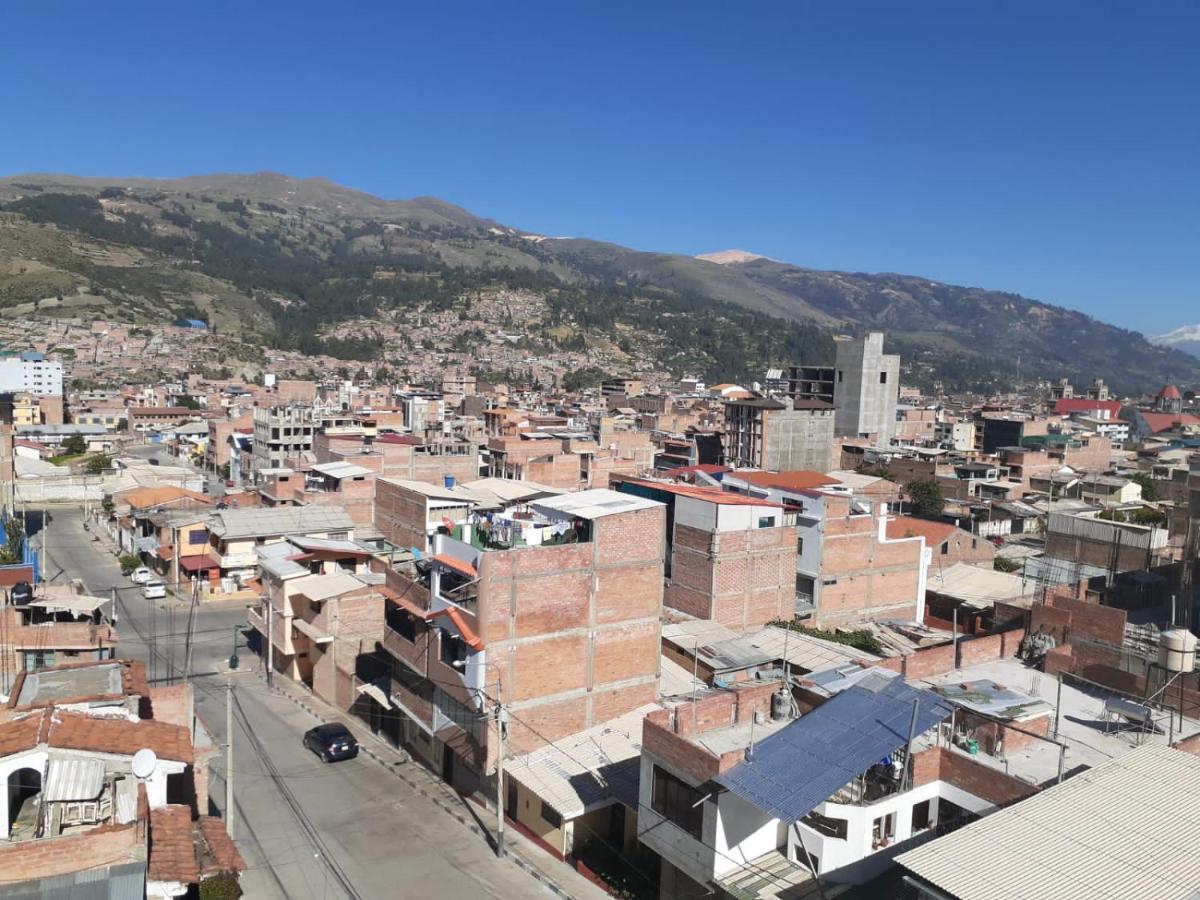 Lhotse Hostel B&B Уарас Экстерьер фото