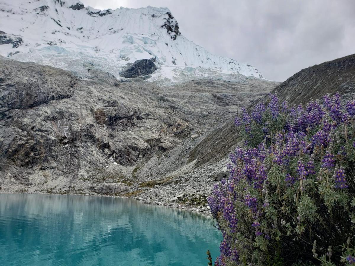 Lhotse Hostel B&B Уарас Экстерьер фото